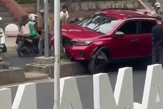 Heboh! Kecelakaan di Simpang RCA Lubuklinggau, Warga Pertanyakan Penyebabnya