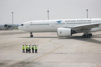 Pendapatan Garuda Naik 13,2%, Kerugian Triliunan Rupiah Masih Membayangi