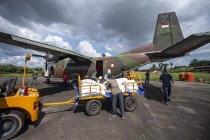 Kabut Asap Pekat, Herman Deru Lanjutkan Operasi Dry Ice