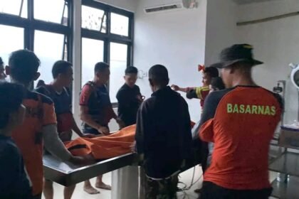 Remaja 15 Tahun Tenggelam di Pantai Berkas Ditemukan Tewas