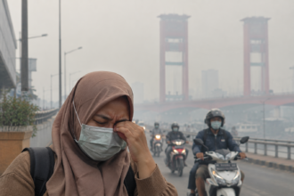 Kabut Asap Bisa Picu Iritasi Mata