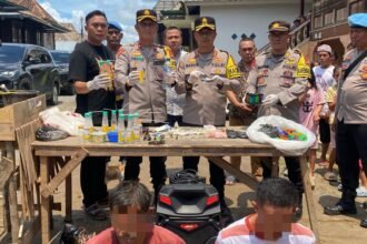 Polisi Gerebek Bedeng Diduga Jadi Tempat Narkoba di Ogan Ilir